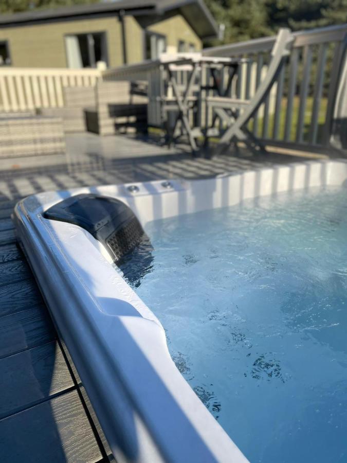 Gleneagles Lodge With Hot Tub York Dış mekan fotoğraf